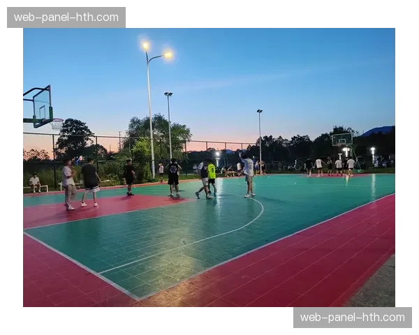 社区篮球场翻新计划获市政拨款，预计惠及五个低收入社区